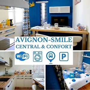 Les Halles-parking-avignonsmile Appartement